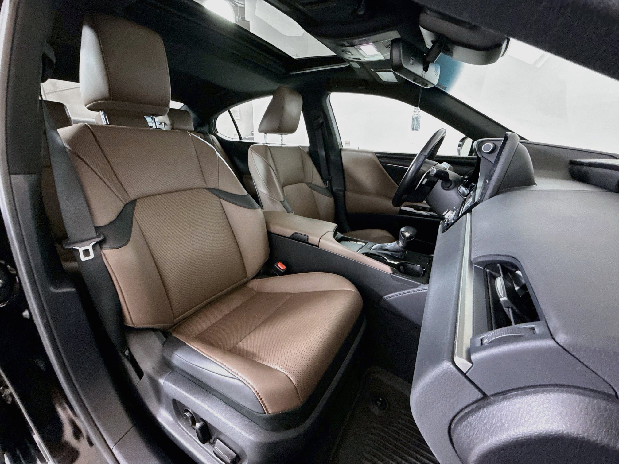 Used 2024 Lexus ES 350 w/ Premium Package FWD image 28
