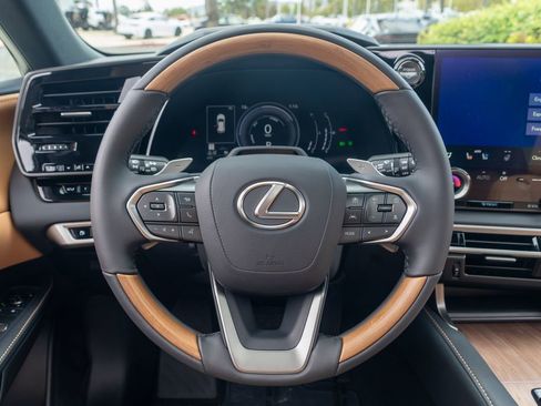 New 2026 Lexus RX 450h AWD image 19