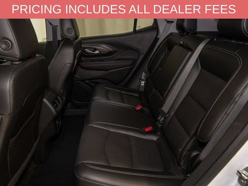 Used 2023 GMC Terrain SLT AWD/4WD image 9