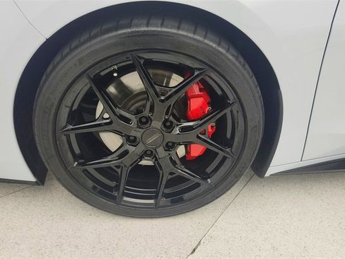 Used 2023 Chevrolet Corvette Stingray Premium Cpe w/ Z51 Performance Package image 28