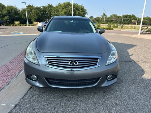Used 2013 INFINITI G37 x Sedan w/ Premium Pkg AWD/4WD image 2