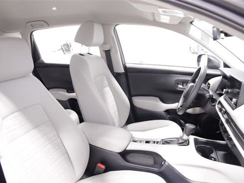 Certified 2023 Honda HR-V LX image 13