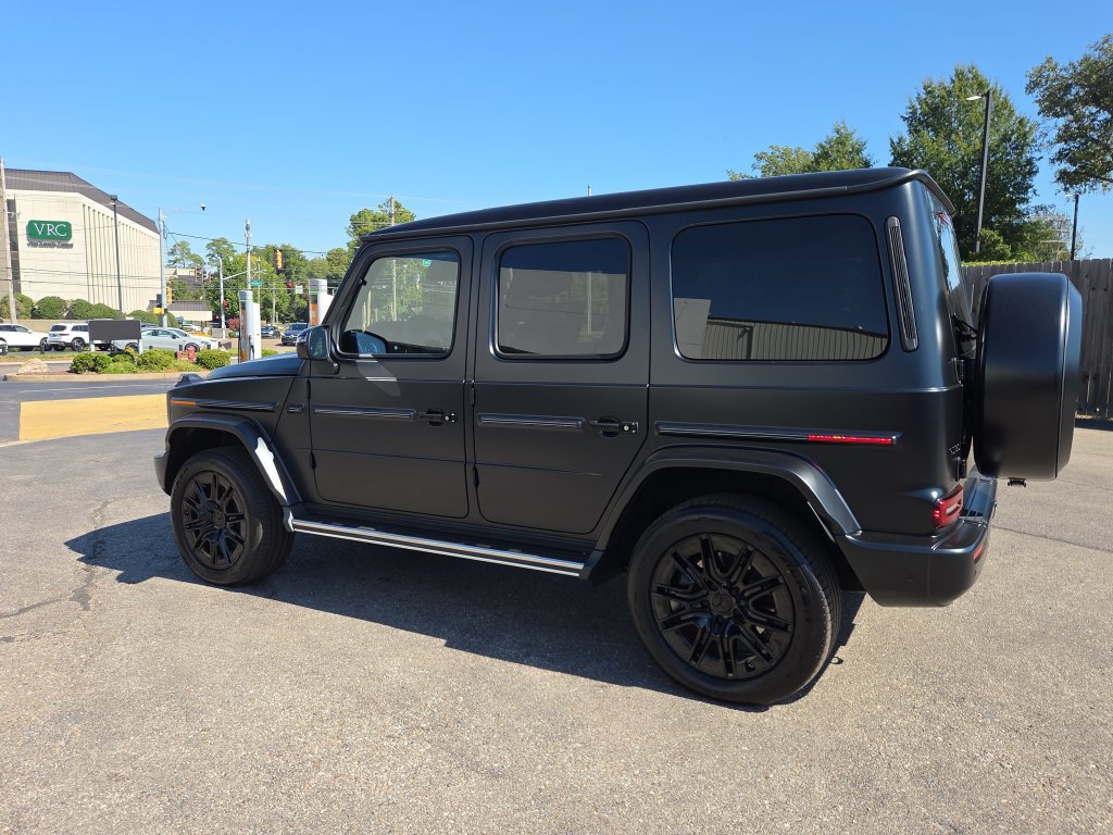 New 2027 Mercedes-Benz G 580 e image 3