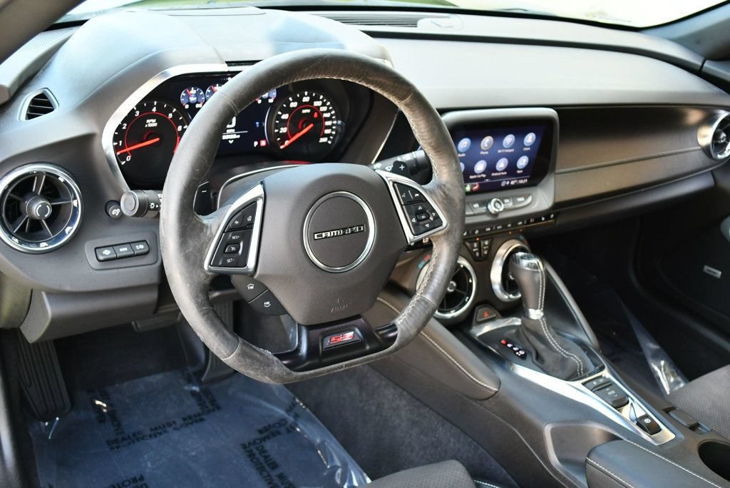 Used 2021 Chevrolet Camaro SS RWD image 13