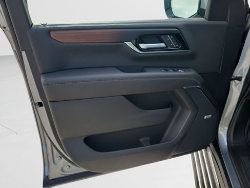 New 2026 GMC Yukon XL Denali w/ Sun & Power Step Package image 43
