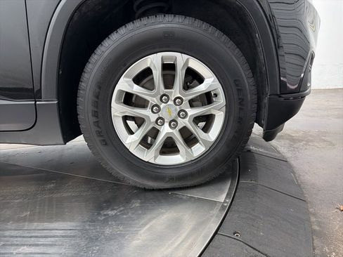 Used 2020 Chevrolet Traverse LS w/ LPO, Floor Liner Package image 9