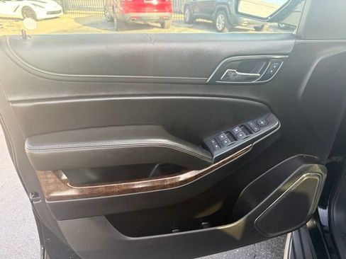 Used 2019 Chevrolet Tahoe LS AWD/4WD image 22