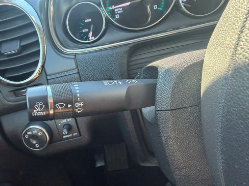 Used 2016 Buick Enclave Leather FWD image 15