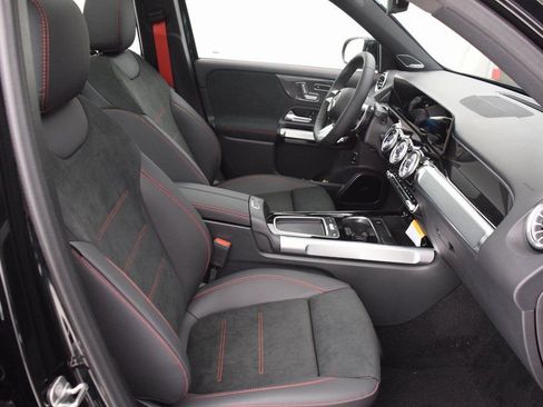 New 2026 Mercedes-Benz GLB 35 AMG 4MATIC image 16