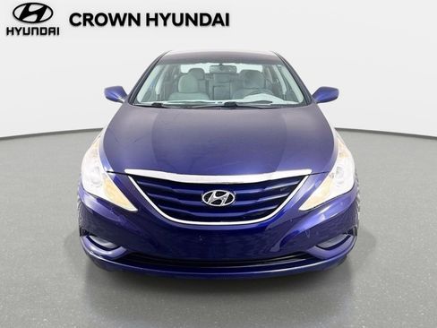 Used 2011 Hyundai Sonata GLS w/ Popular Equipment Pkg 2 FWD image 2
