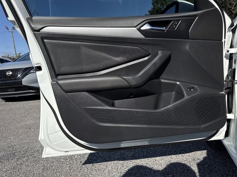 Used 2019 Volkswagen Jetta S w/ Driver Assistance Package image 12