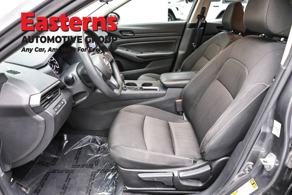 Used 2024 Nissan Altima 2.5 S FWD image 15