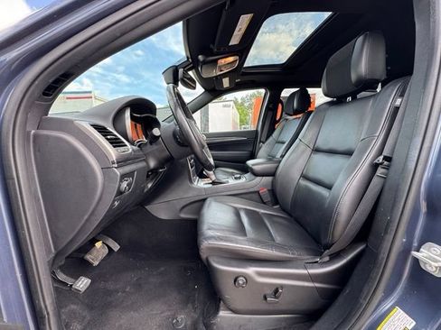 Used 2020 Jeep Grand Cherokee Limited AWD/4WD image 10