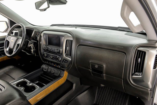 Used 2018 Chevrolet Silverado 1500 LTZ w/ Sport Package AWD/4WD image 10