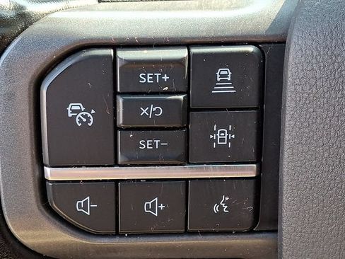 Used 2021 Ford F150 Lariat w/ Equipment Group 502A High AWD/4WD image 22