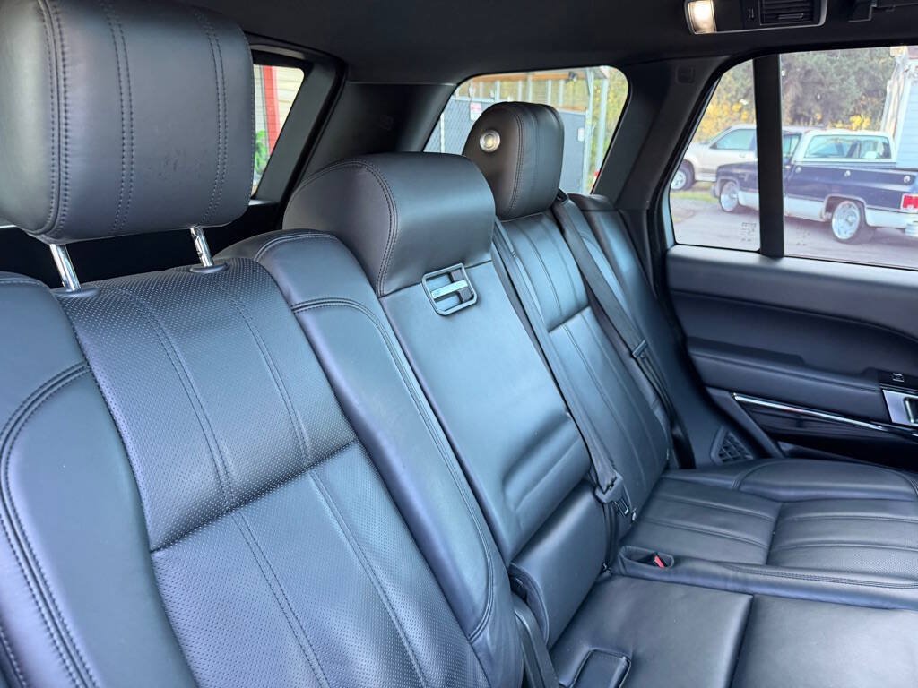 Used 2015 Land Rover Range Rover Supercharged AWD/4WD image 22