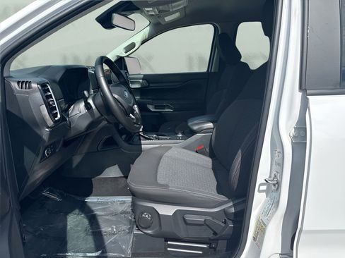 Used 2025 Ford Ranger XLT w/ FX4 Off-Road Package image 9