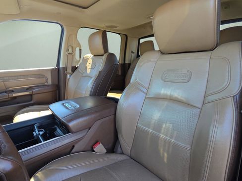 Used 2019 RAM 2500 Limited image 28