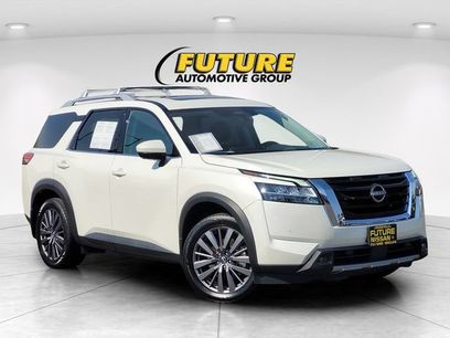 Certified 2023 Nissan Pathfinder SL w/ SL Premium Package