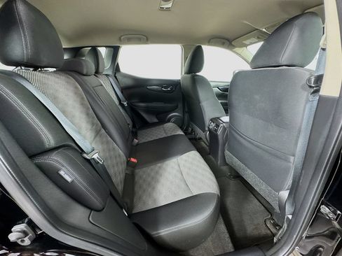 Used 2020 Nissan Rogue Sport SV AWD/4WD image 29