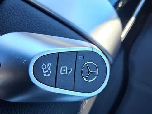 Used 2026 Mercedes-Benz C 300 Sedan image 34