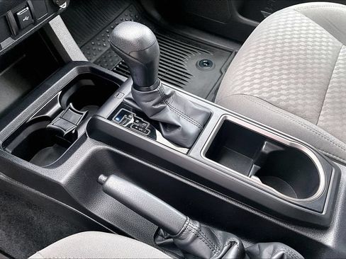 Certified 2023 Toyota Tacoma SR AWD/4WD image 21