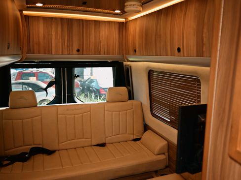 Used 2022 Mercedes-Benz Sprinter 3500 image 22