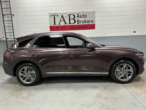 Used 2023 Genesis GV70 2.5T w/ Advanced Package AWD/4WD image 2