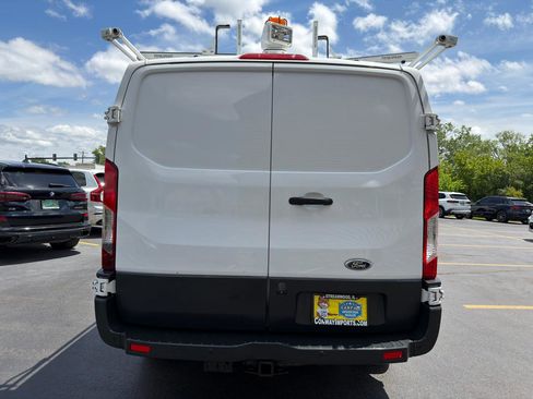 Used 2016 Ford Transit 250 130 Low Roof RWD image 7