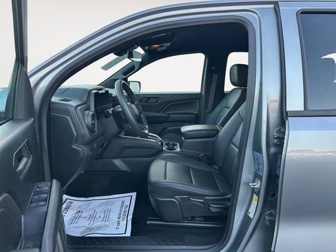 Used 2024 Chevrolet Colorado Trail Boss w/ Safety Package image 9