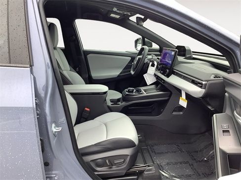 New 2026 Subaru Solterra image 15