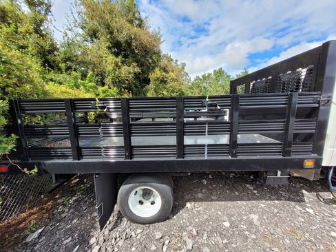 New 2024 Chevrolet Low Cab Forward image 6