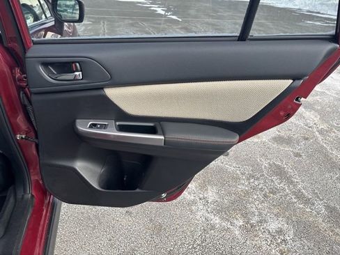 Used 2016 Subaru Crosstrek 2.0i Premium image 13