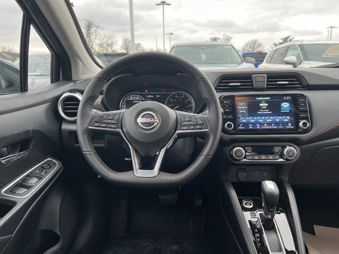 New 2025 Nissan Versa SR image 30