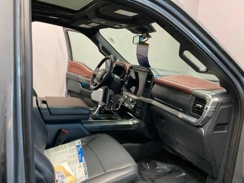 Used 2022 Ford F150 Lariat w/ Equipment Group 502A High AWD/4WD image 24