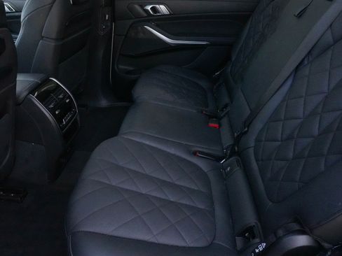 Certified 2023 BMW X7 xDrive40i w/ Climate Comfort Package image 33