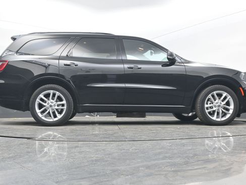 Used 2023 Dodge Durango GT image 30