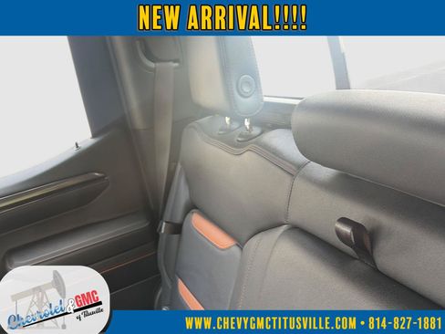 Used 2023 GMC Sierra 1500 AT4 w/ AT4 Premium Package AWD/4WD image 31