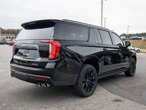 Used 2022 GMC Yukon XL AT4 w/ Max Trailering Package image 14