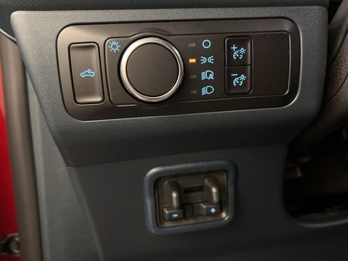 New 2025 Ford Maverick XLT w/ XLT Luxury Package image 22