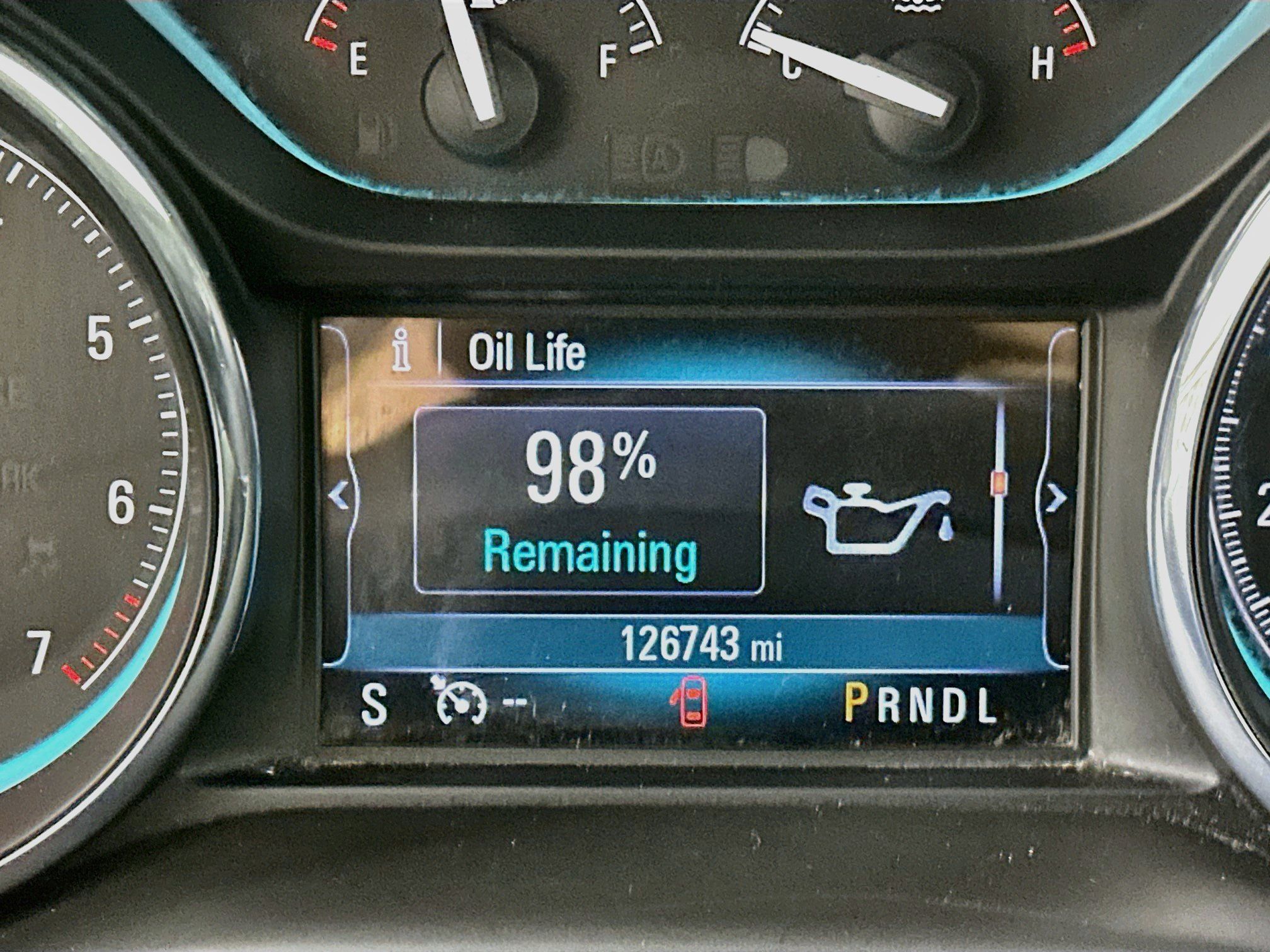 Used 2017 Buick Envision Essence FWD image 18