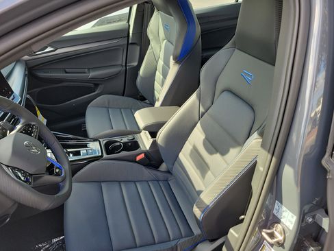 New 2026 Volkswagen Golf image 18