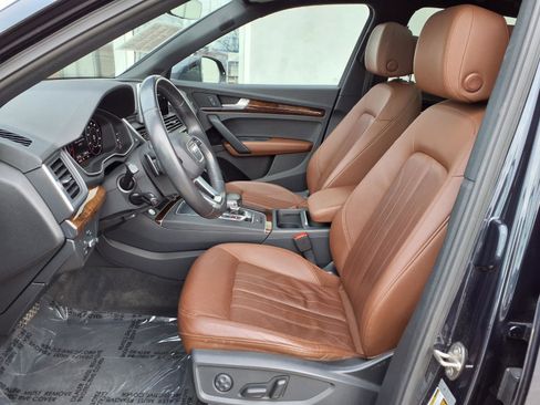 Used 2018 Audi Q5 2.0T Premium Plus w/ Premium Plus Package image 7