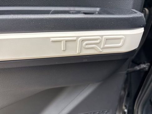 Used 2024 Toyota Tacoma TRD Off-Road AWD/4WD image 17