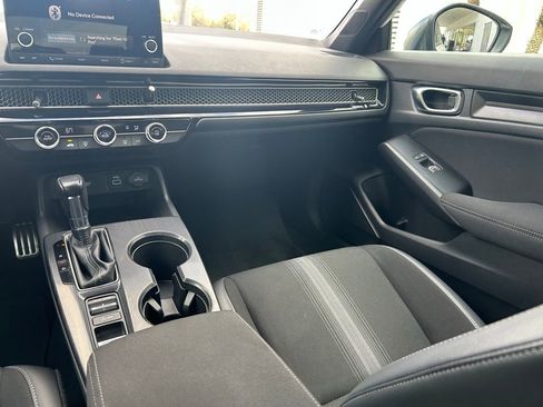 Used 2022 Honda Civic Sport image 11