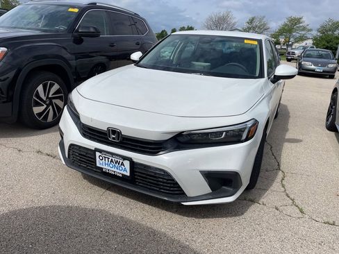 Used 2024 Honda Civic LX image 2