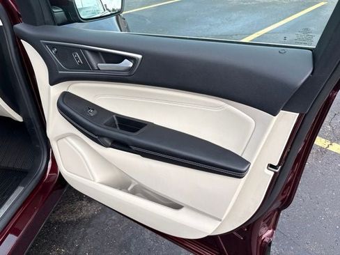 Used 2024 Ford Edge Titanium w/ Equipment Group 301A AWD/4WD image 6