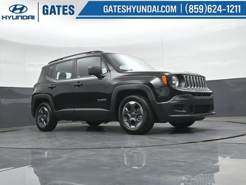 Used 2015 Jeep Renegade Sport w/ Power & Air Group FWD image 33