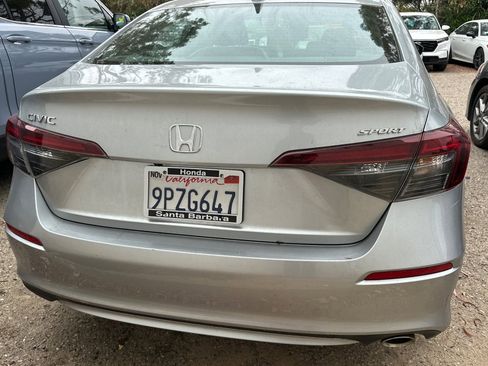 Used 2025 Honda Civic Sport image 5