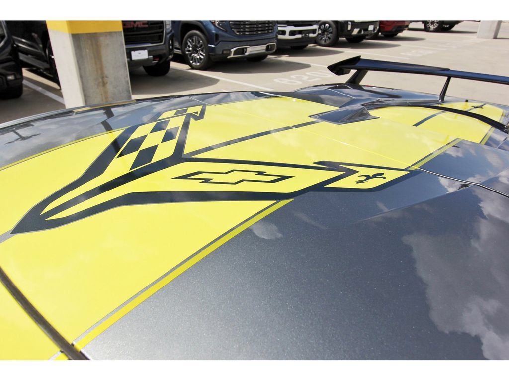 Used 2022 Chevrolet Corvette Stingray Premium Conv RWD image 7